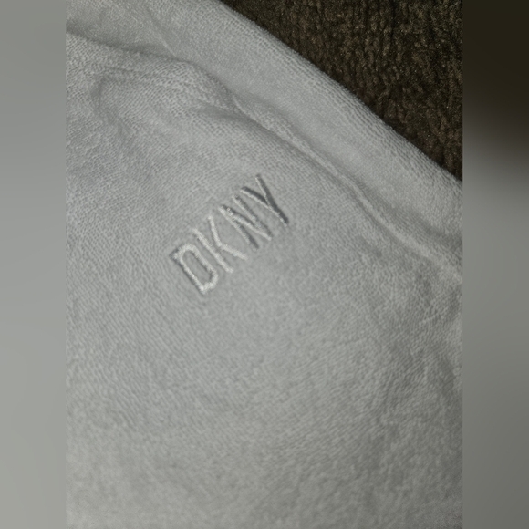NWT DKNY Sport Terry Cloth shorts size XL - Picture 5 of 6